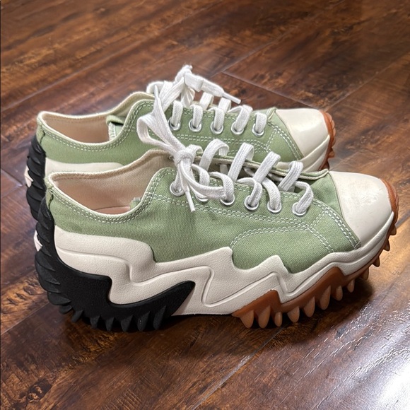 Converse Shoes - Converse Green and White Sneakers - Women’s Size 6.5